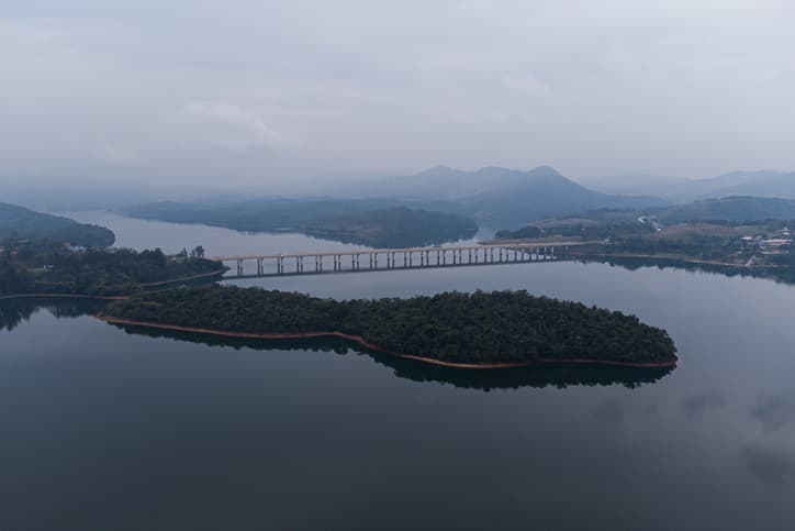 Imagem da notícia Reservatórios de SP recuam e ficam abaixo de 50%