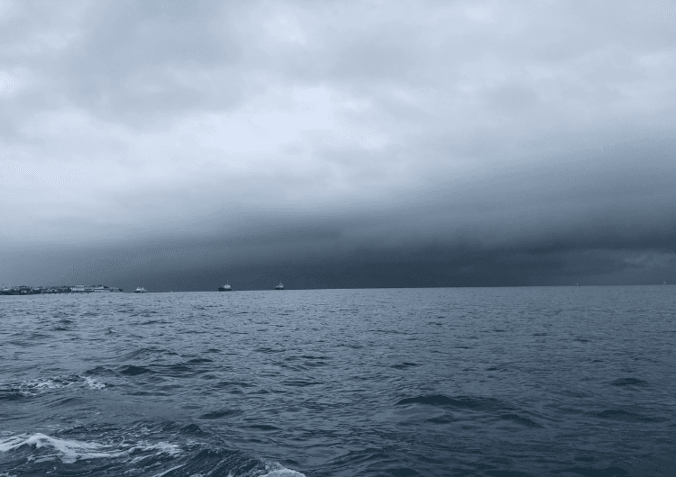 Imagem da notícia Alerta de chuva forte entre o litoral da Bahia e do Espírito Santo